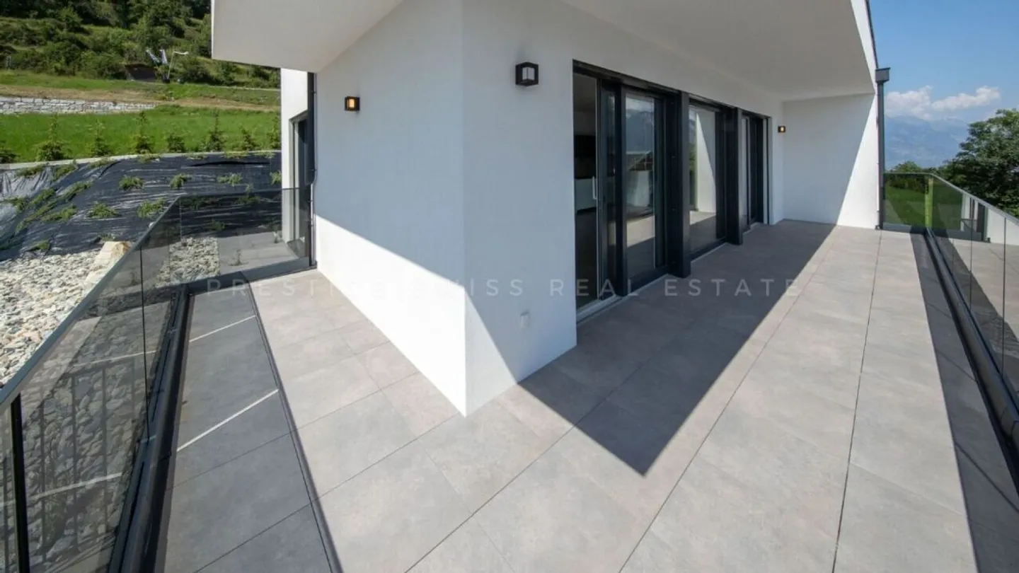 Villa Saphir: Elegance and comfort in the heart of an enchanting setting - Photo 11 of 23