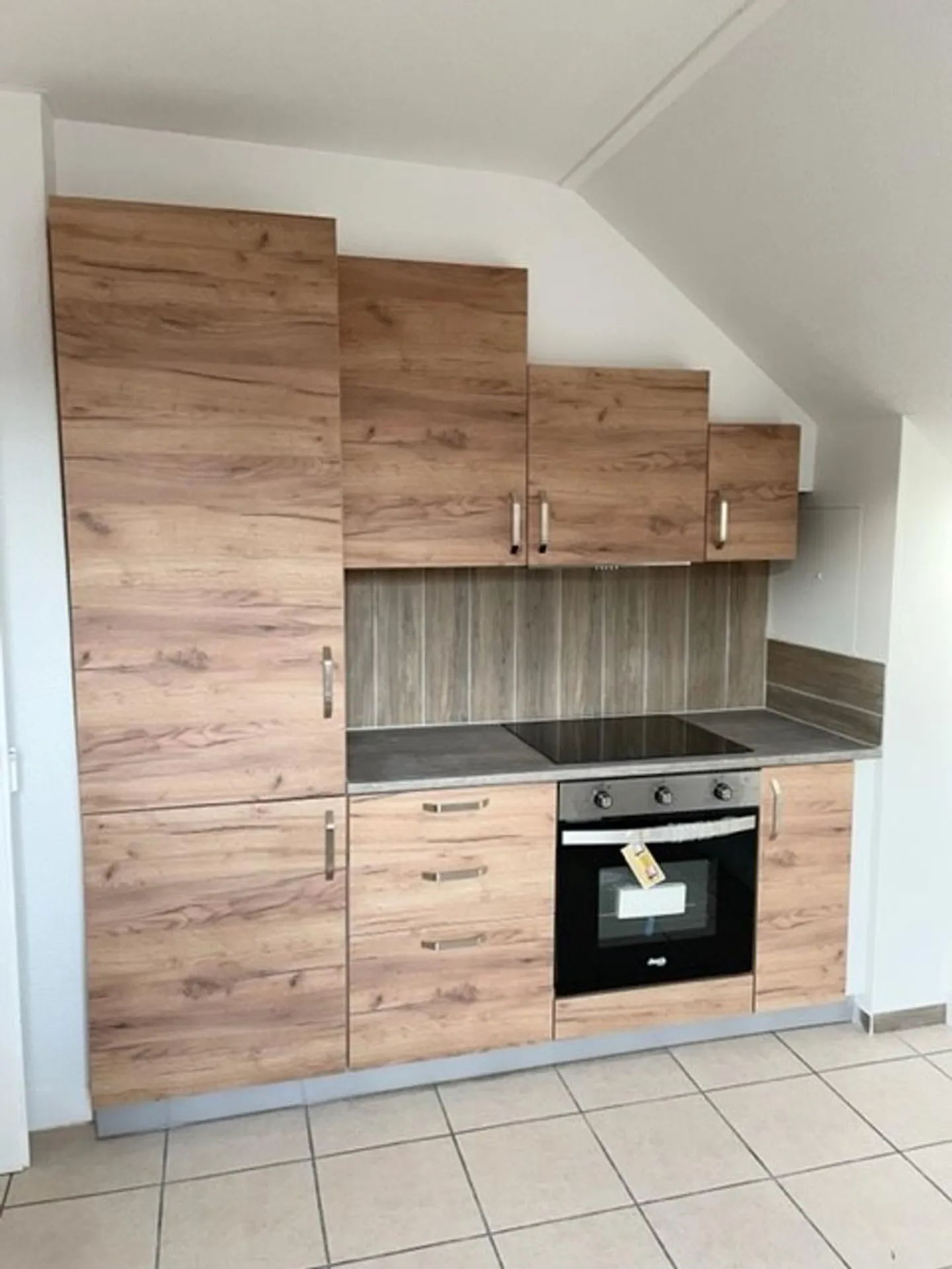 Simpatica appartamento di 3 stanze al 2° piano - Foto 2 di 8