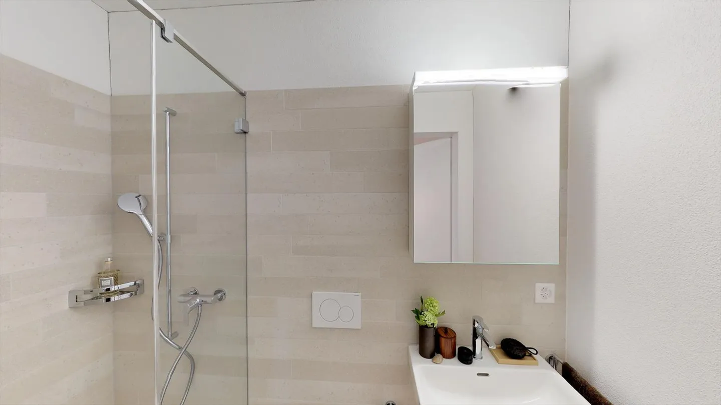 Appartement en attique de rêve avec vue sur le lac Ägeri - Photo 8 sur 10