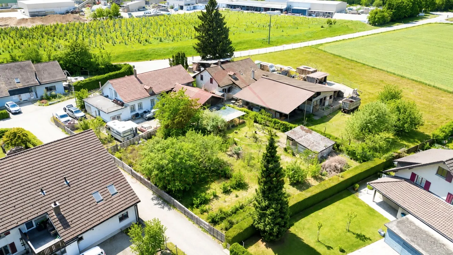 680 m² di spazio per i tuoi sogni abitativi - terreno edificabile soleggiato a Gunzgen - Foto 4 di 5