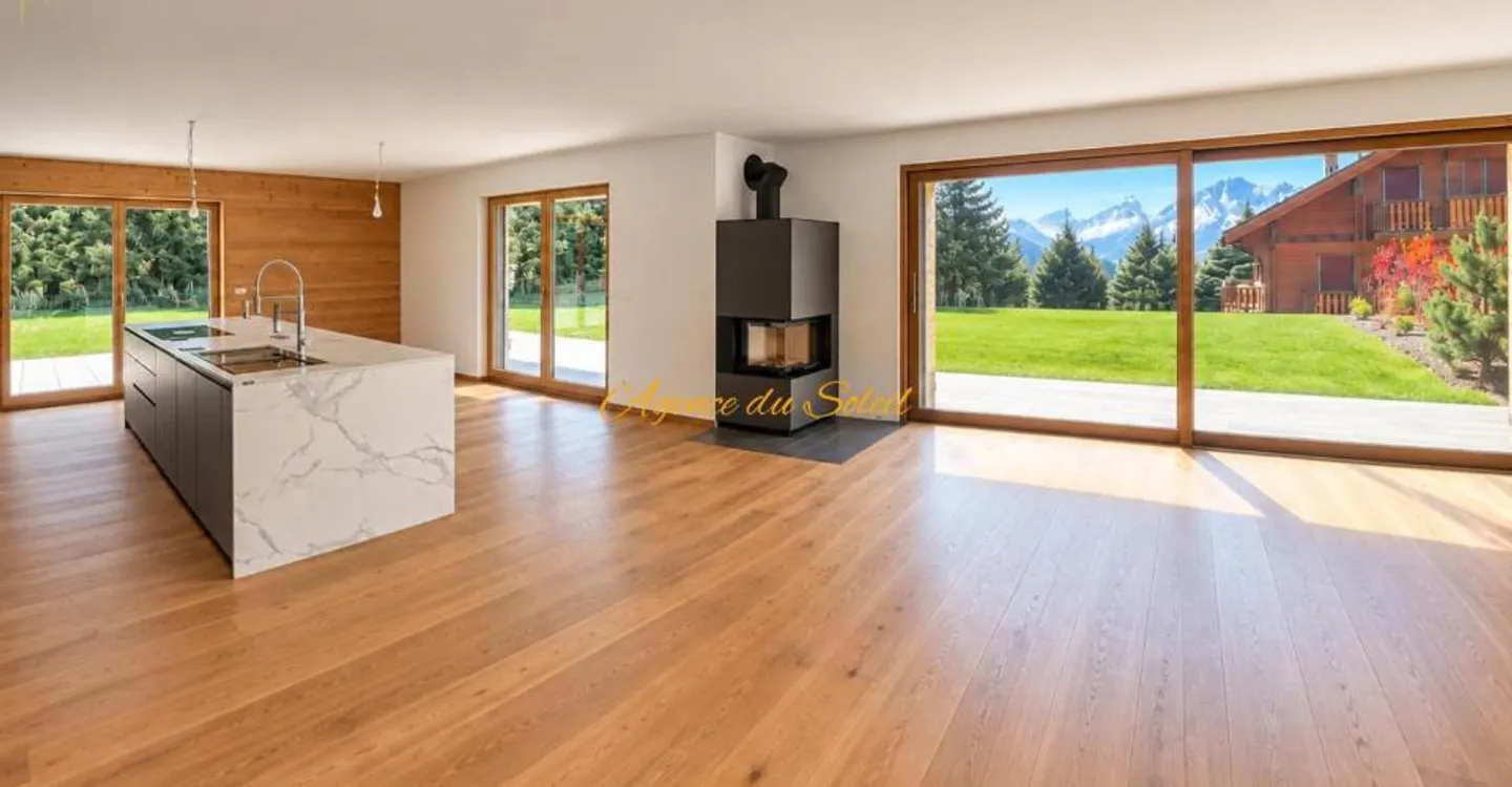 High-end 4.5-room apartment, new and ideally located in Crans! - Photo 3 of 11