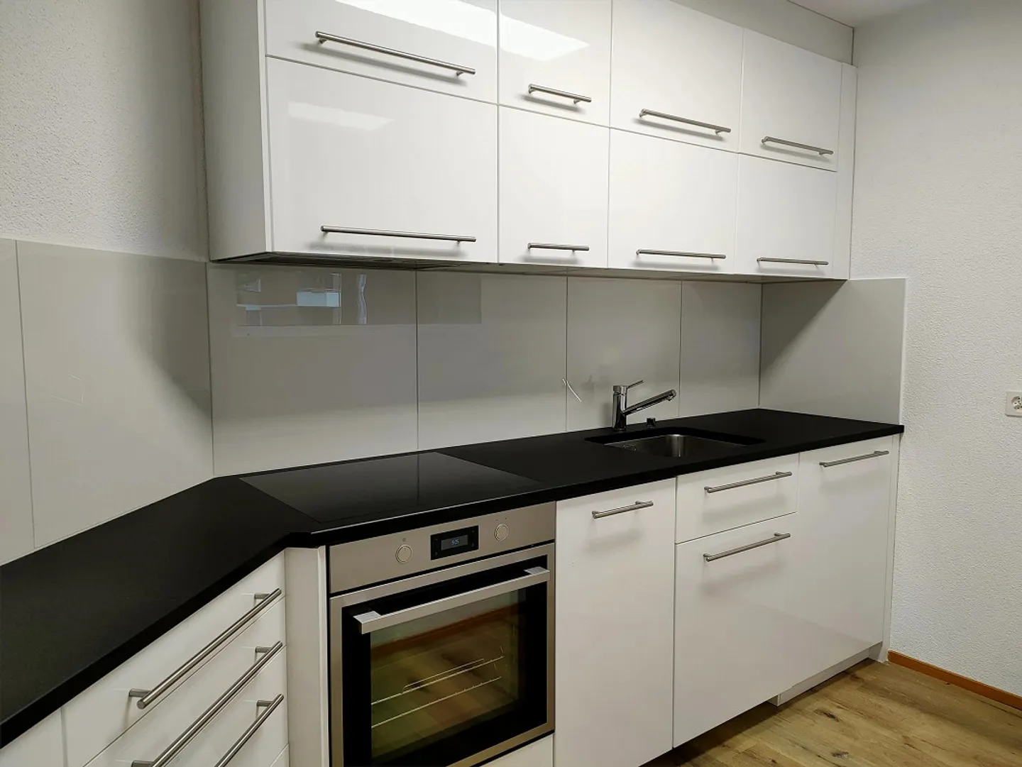 Nel centro di Horw: moderno appartamento con 2 camere - Foto 1 di 7
