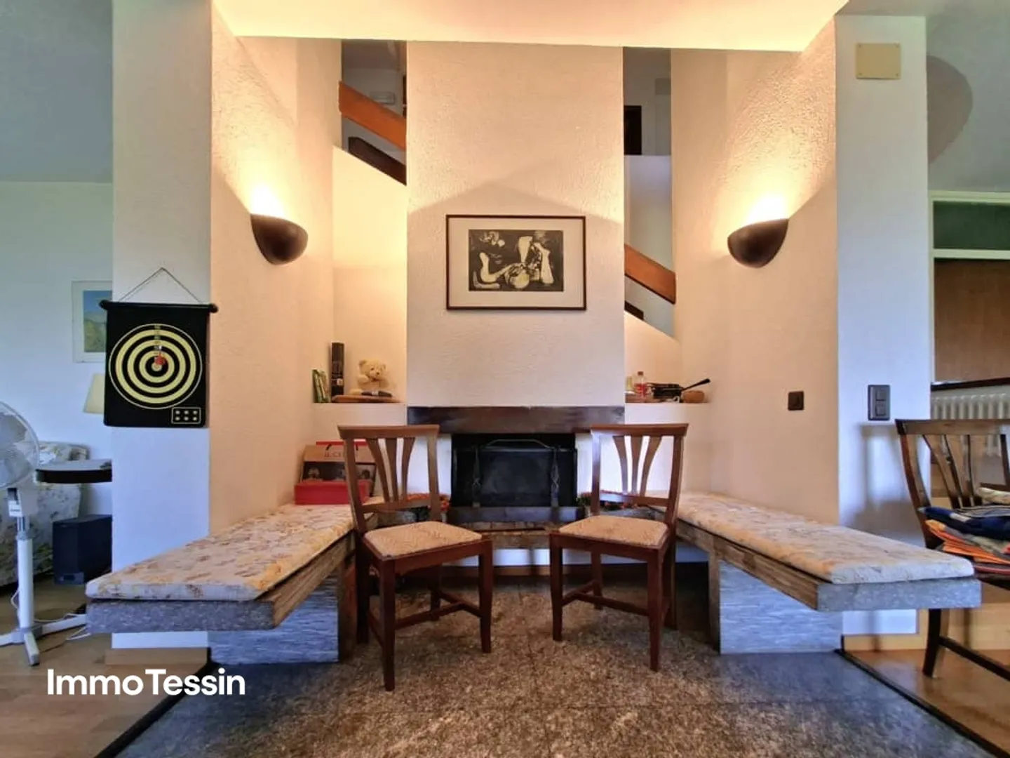 EVIDENZA: Villa Doppia Esclusiva con Piscina e Grande Terreno per Assoluta Privacy in Posizione Privilegiata Vicino a Lugano - Foto 8 di 13