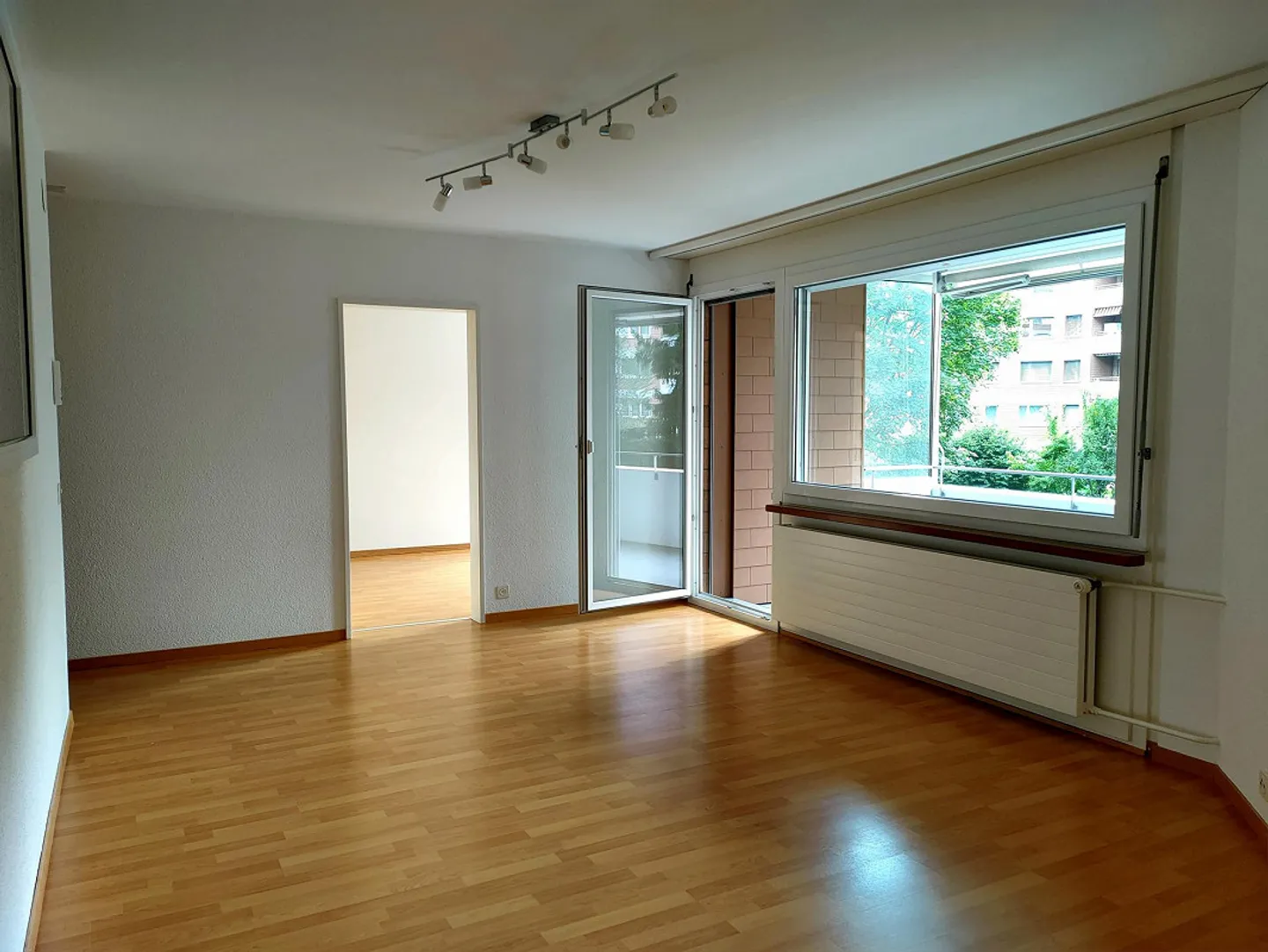 Nel centro di Horw: moderno appartamento con 2 camere - Foto 3 di 7