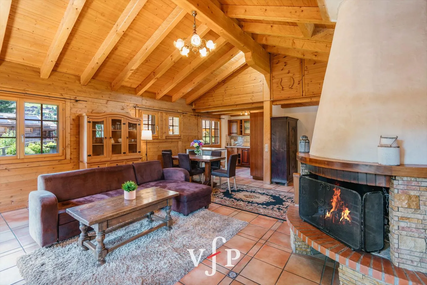 Charming Detached Chalet - Photo 3 of 10