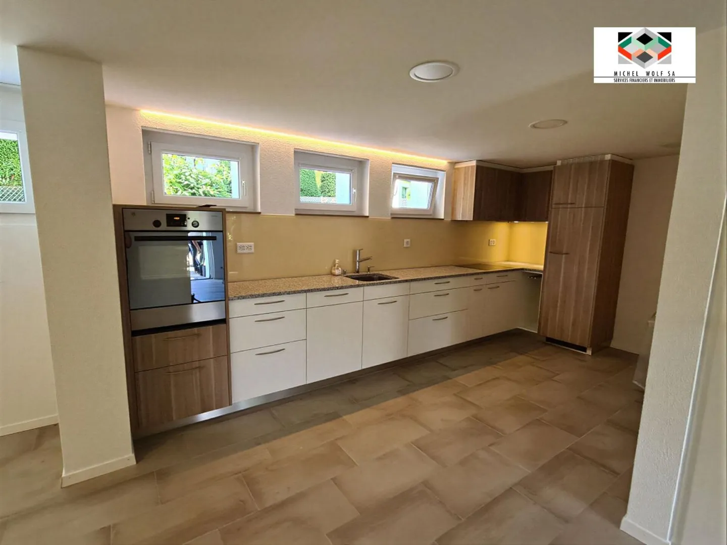 Villa 4 camere - Foto 3 di 11