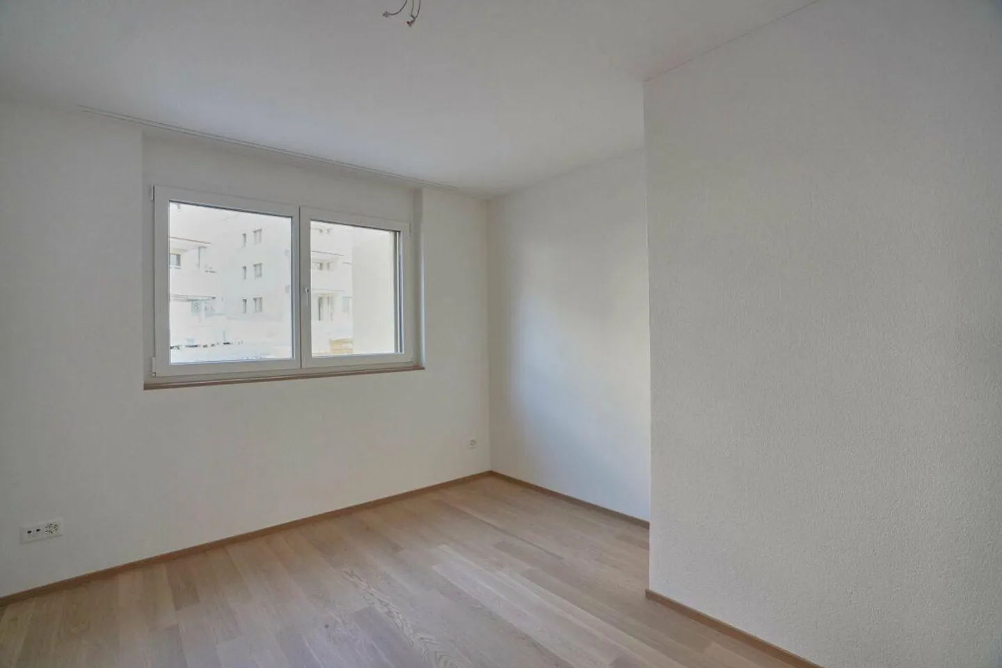 Appartamento giardino luminoso - pronto per la primavera - Foto 10 di 15