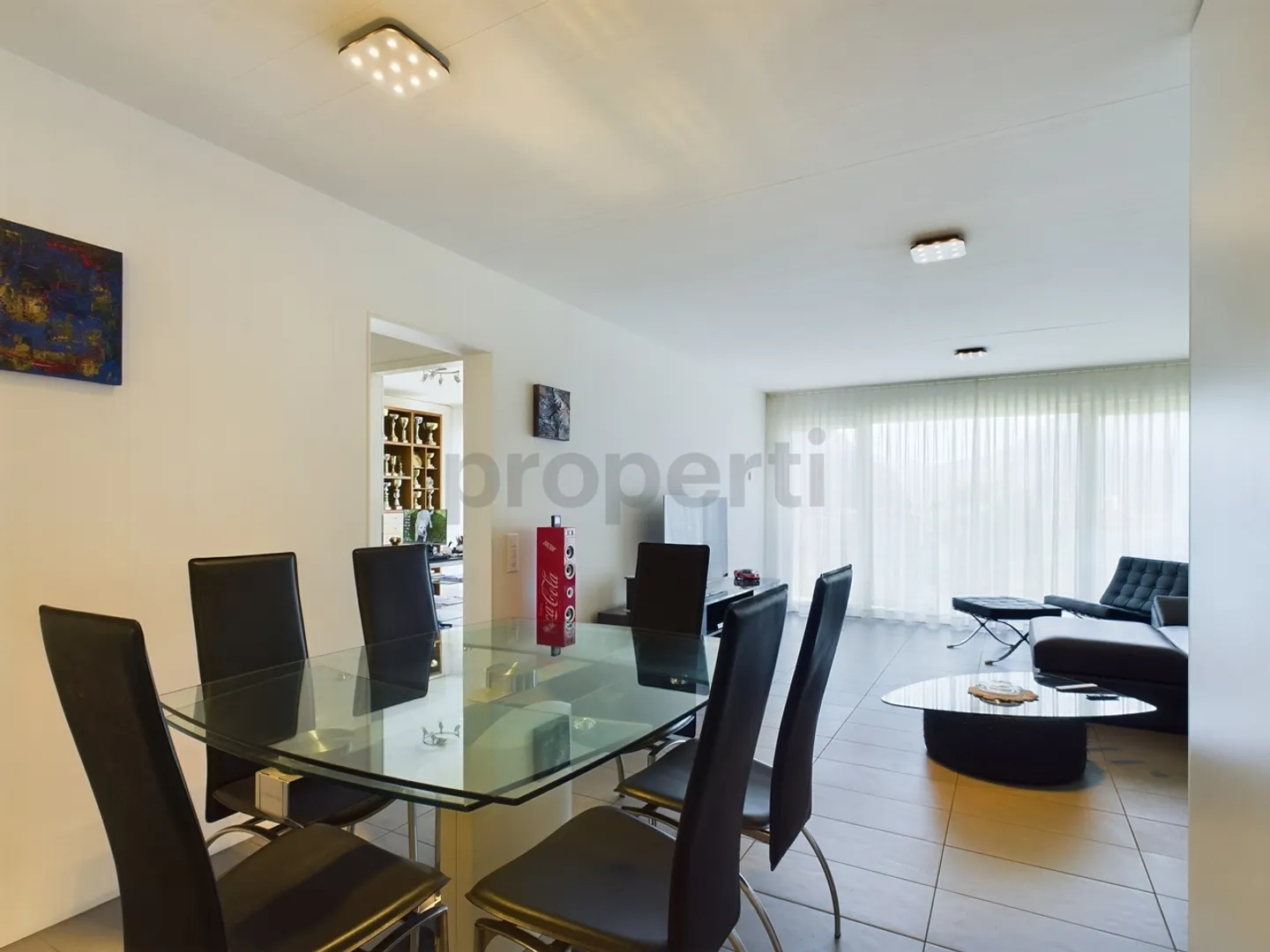 Modern 3.5-room apartment with garage in Biasca - Photo 2 of 11