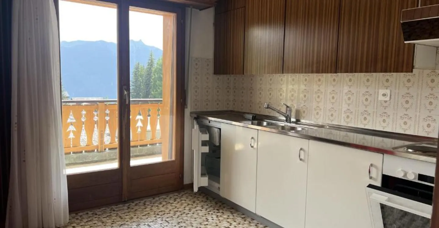 Magnificent 3.5-room apartment with a view - Photo 2 of 6