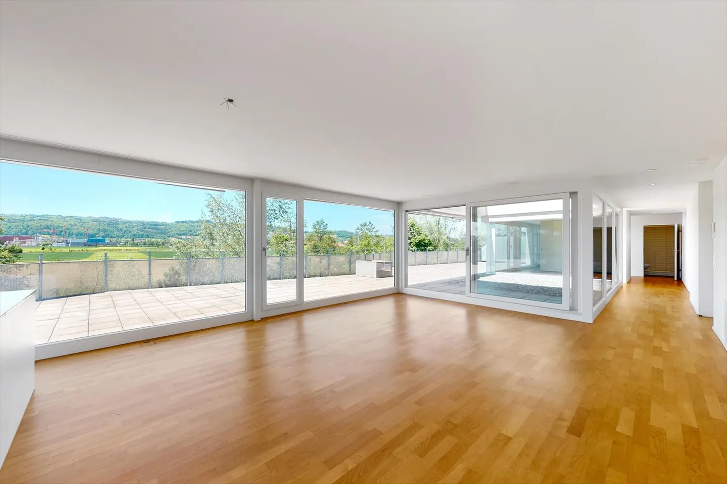 Wunderschöne Attikawohnung mit Blick ins Grüne - Foto 3 von 13