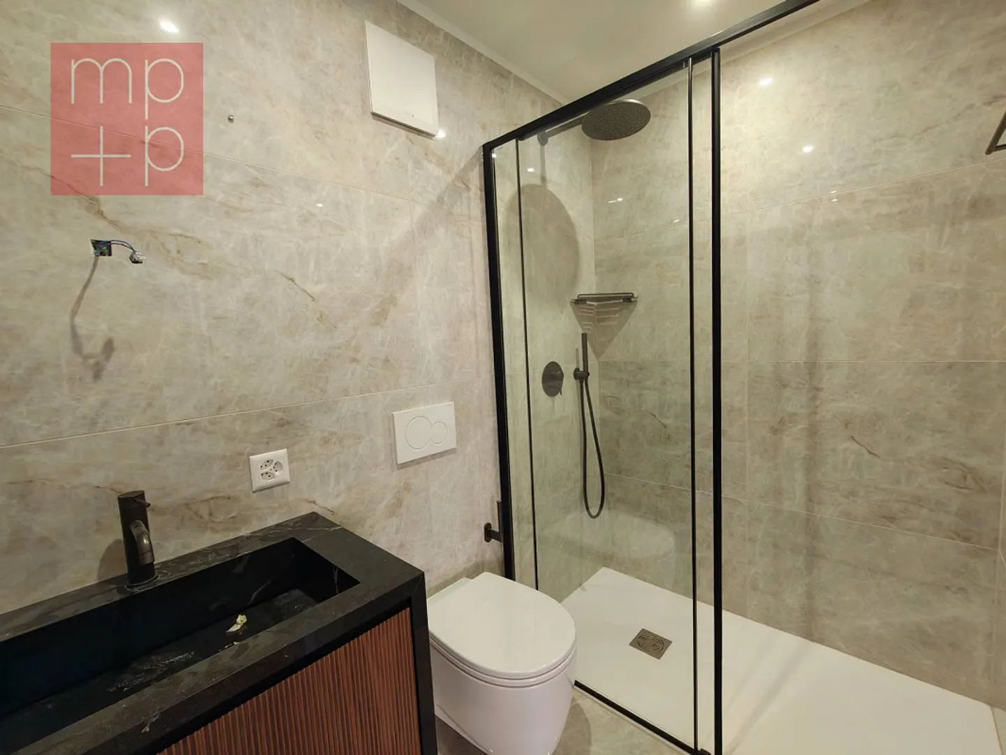 Appartamento moderno a Biasca - Foto 7 di 8