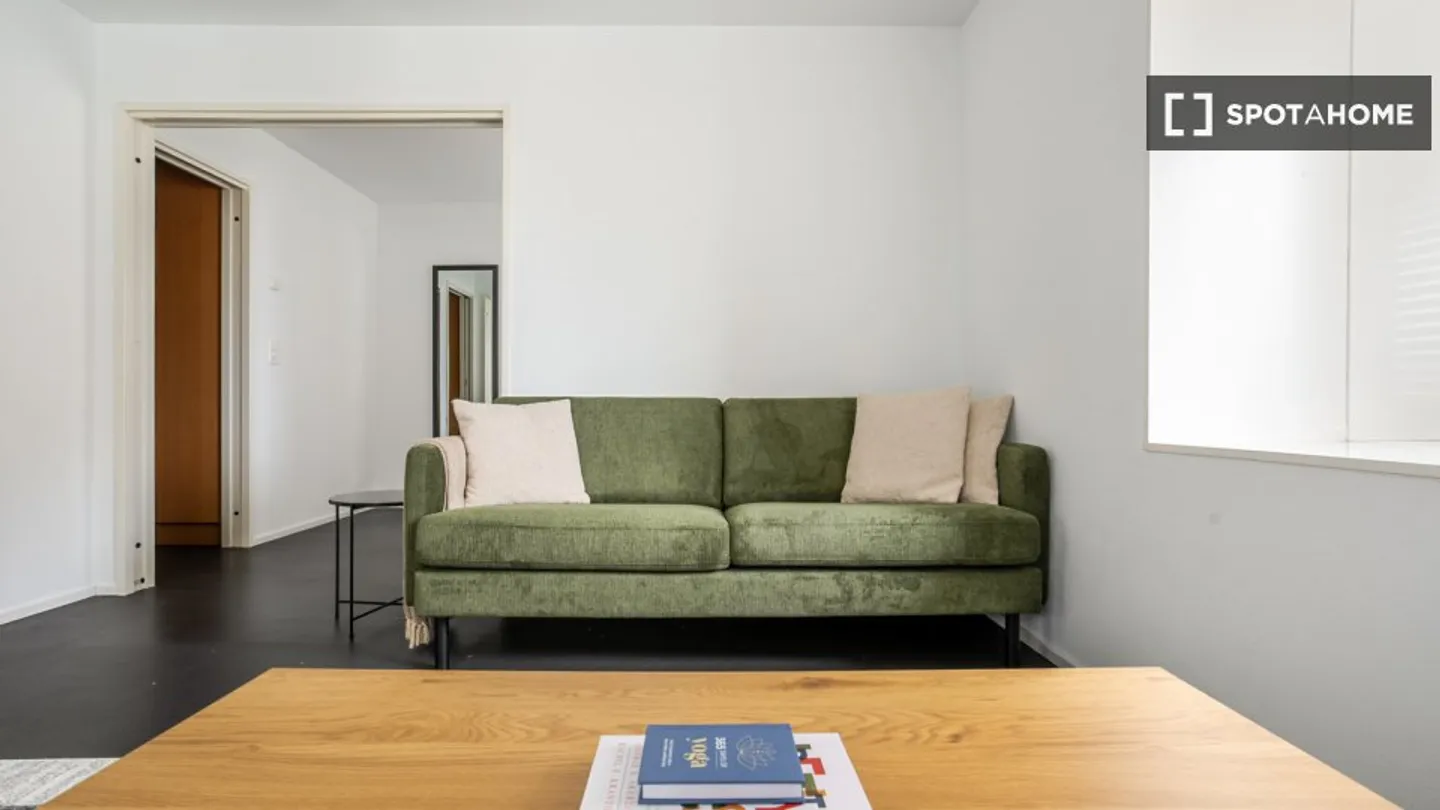 Appartement Charmant à Zurich - Photo 2 sur 12