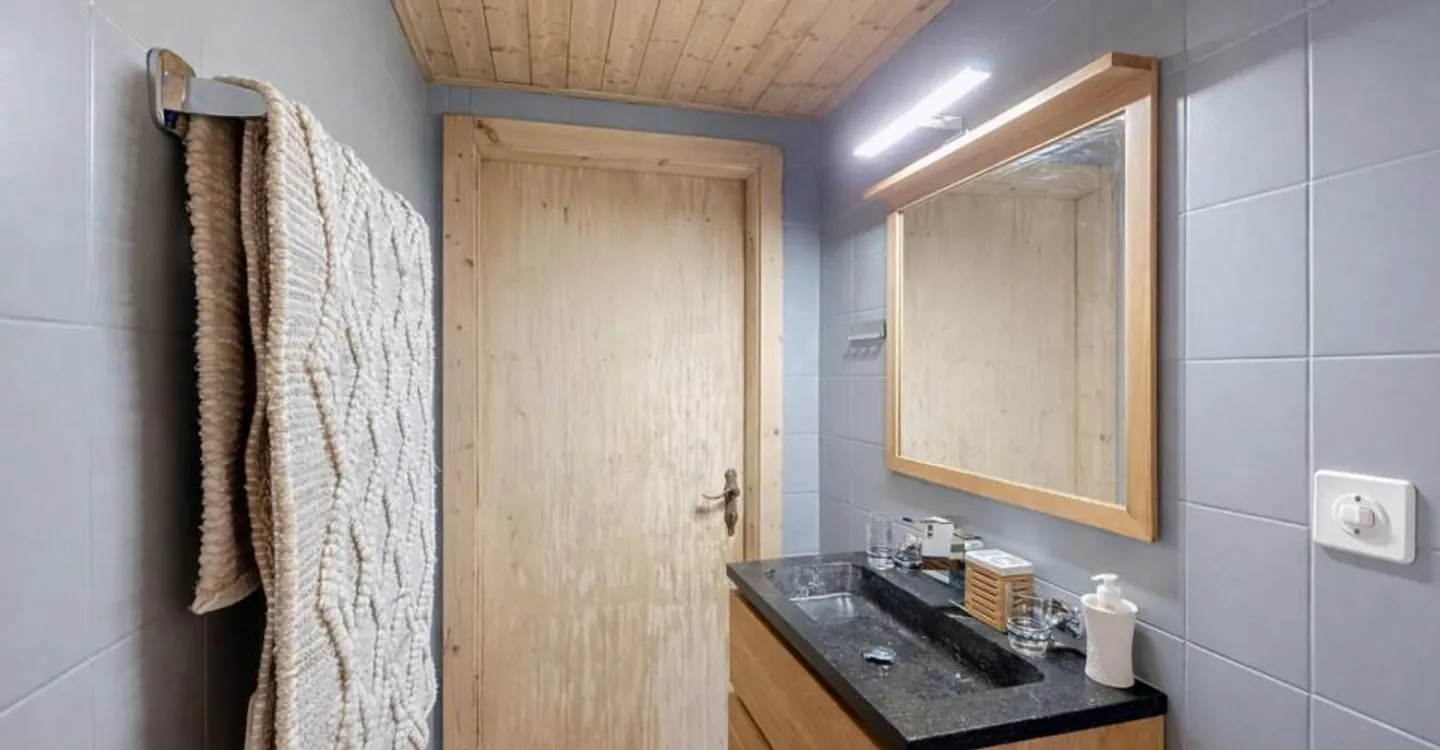 Chalet with authentic charm - fully renovated - Photo 5 of 10