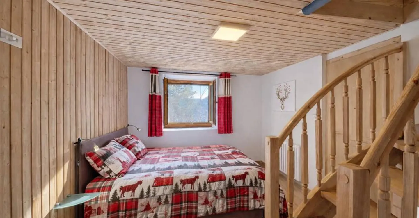Chalet with authentic charm - fully renovated - Photo 6 of 10