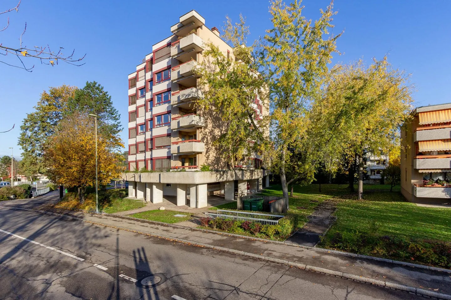 Bella vista in proprietà soleggiata!!! - Foto 1 di 9