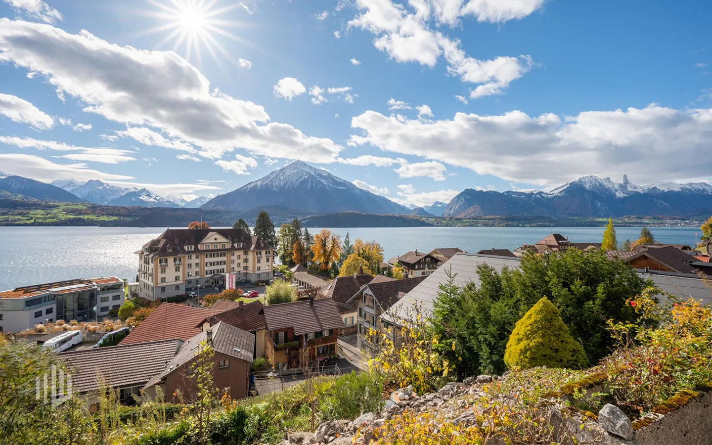 ImmoWyss - Casa trifamiliare affascinante con vista incomparabile - Foto 7 di 8