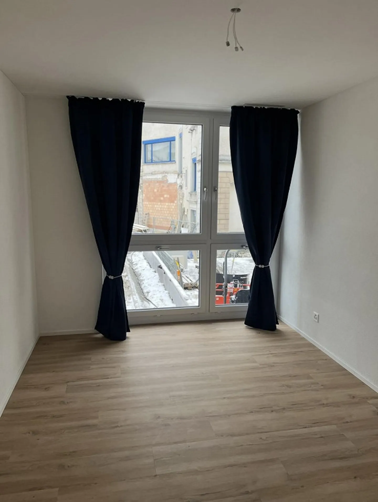 Magnifique appartement de 5,5 pièces au rez-de-chaussée cherche un nouveau locataire - Photo 7 sur 11