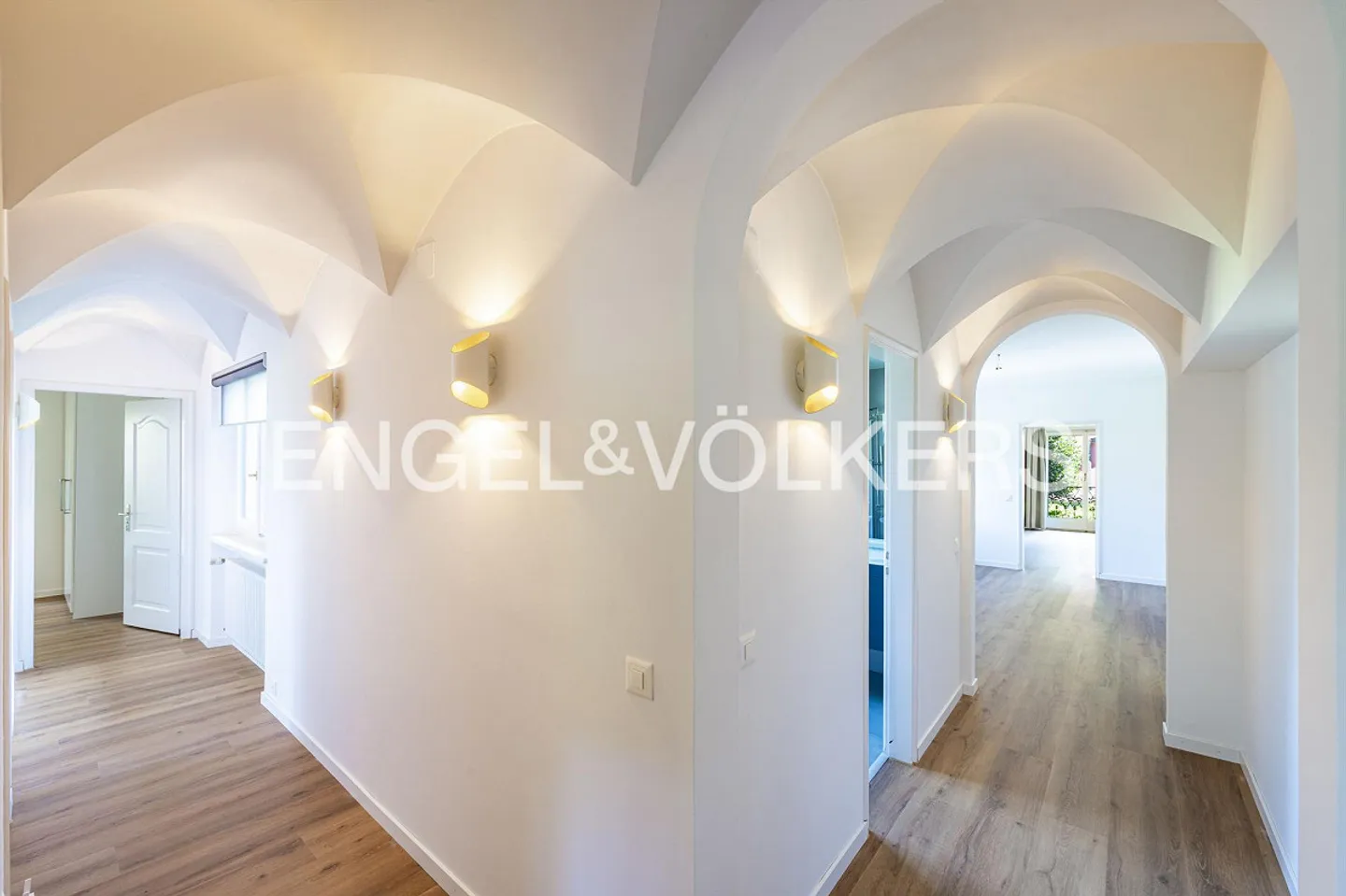 Luxusvilla in Ascona - Foto 9 von 17