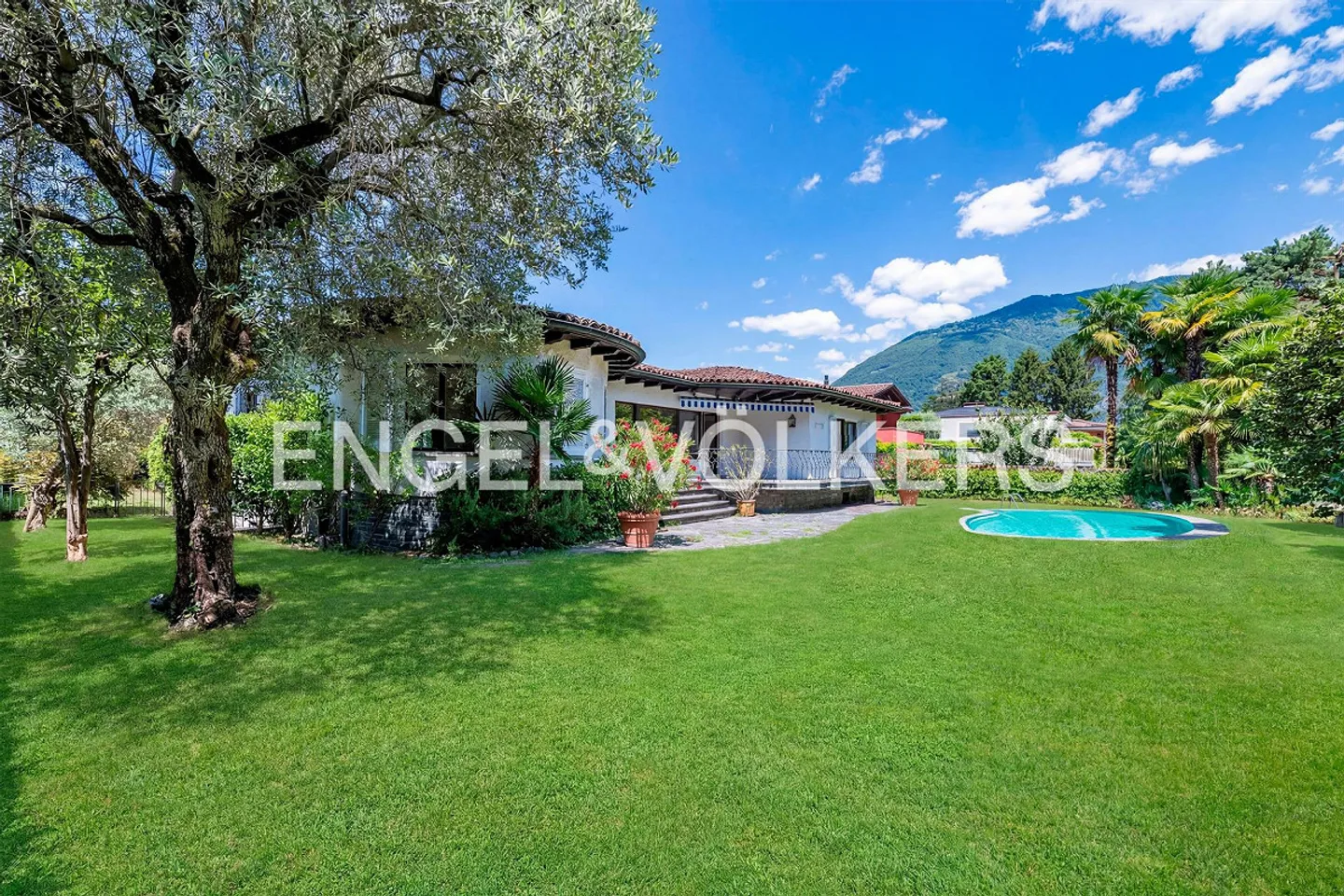 Luxusvilla in Ascona - Foto 16 von 17