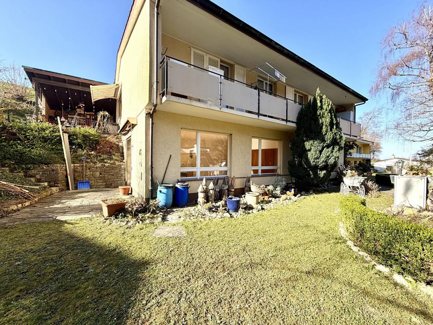 Idyllic and newly renovated with garden! - Photo 1 of 5