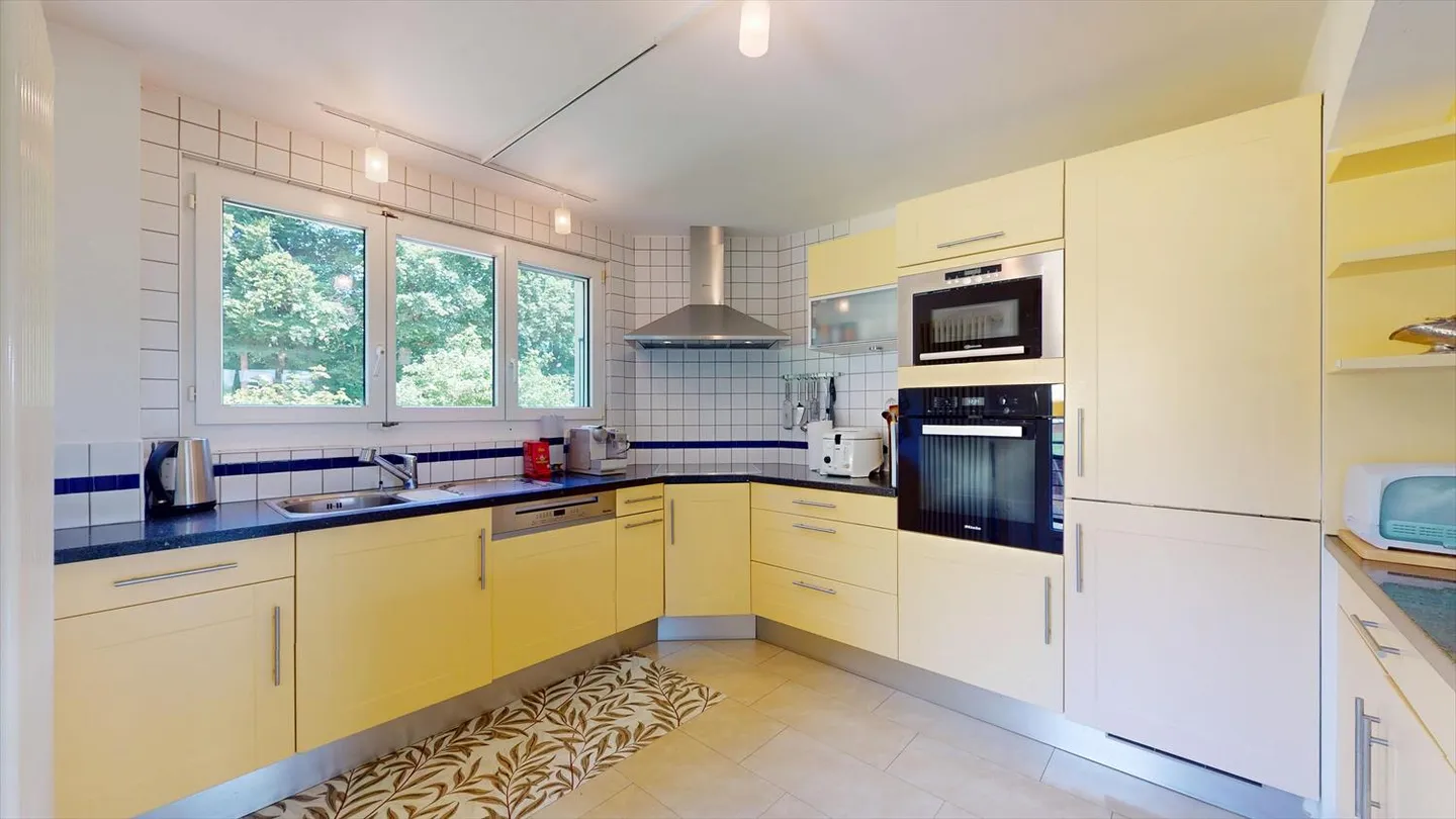 Villa - Photo 12 of 20