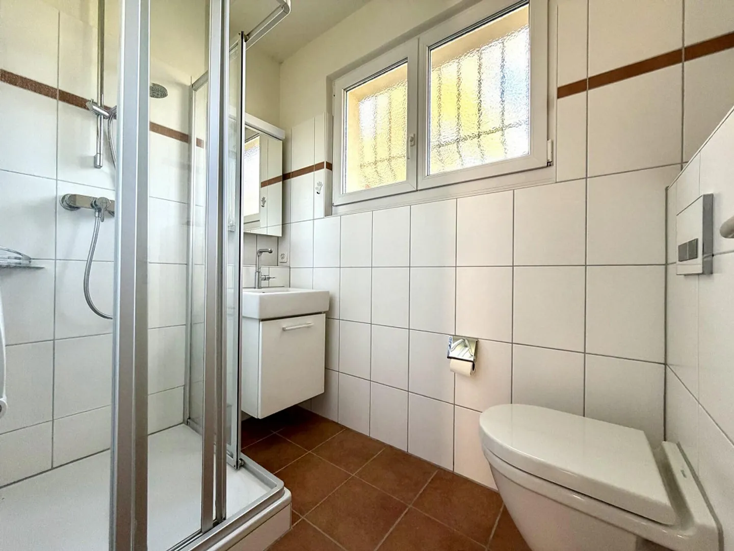 Idyllic and newly renovated with garden! - Photo 4 of 5