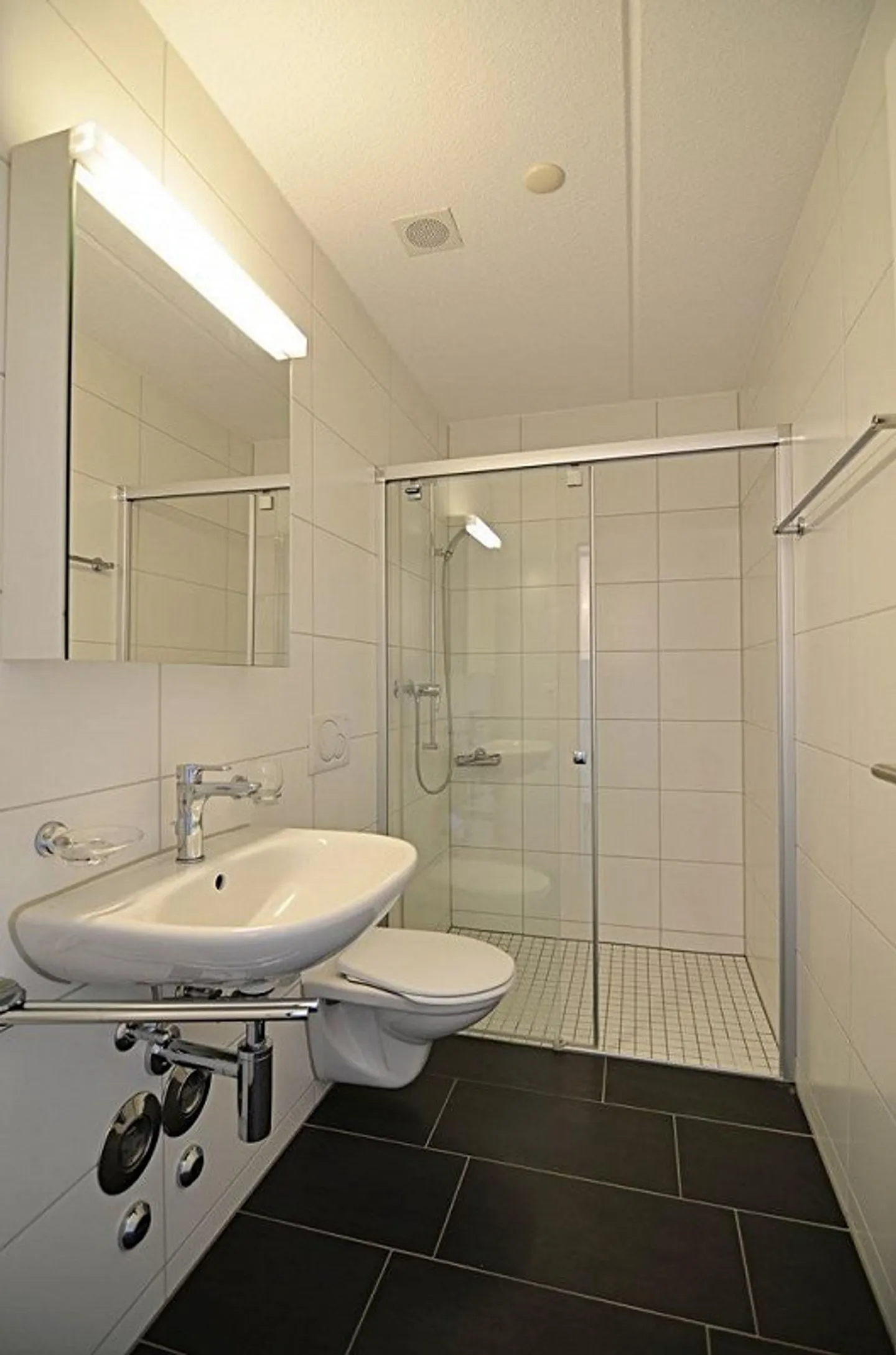 Your new feel-good oasis - Photo 7 of 8