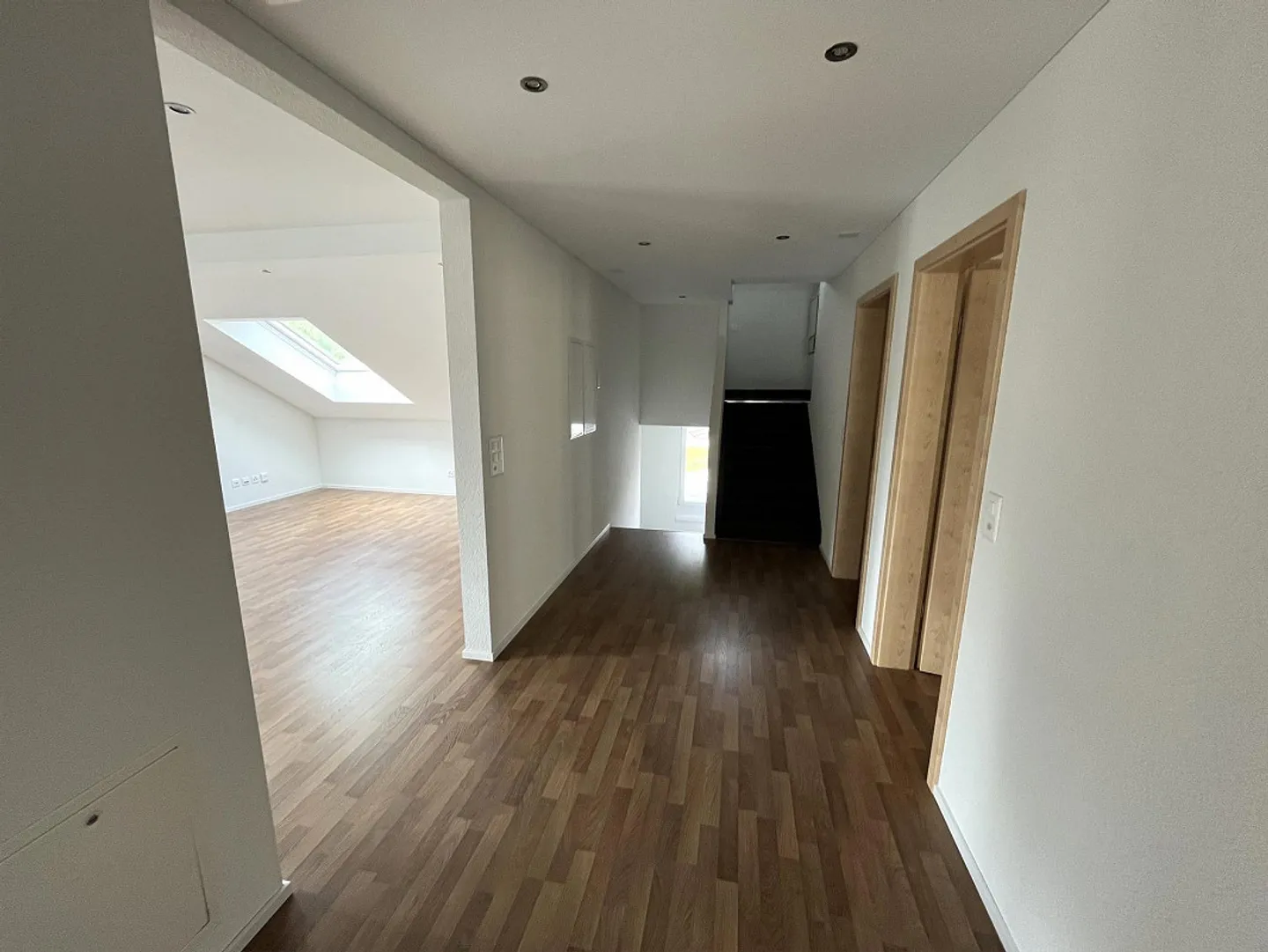 Ampio appartamento mansardato di 3,5 locali - Foto 10 di 14