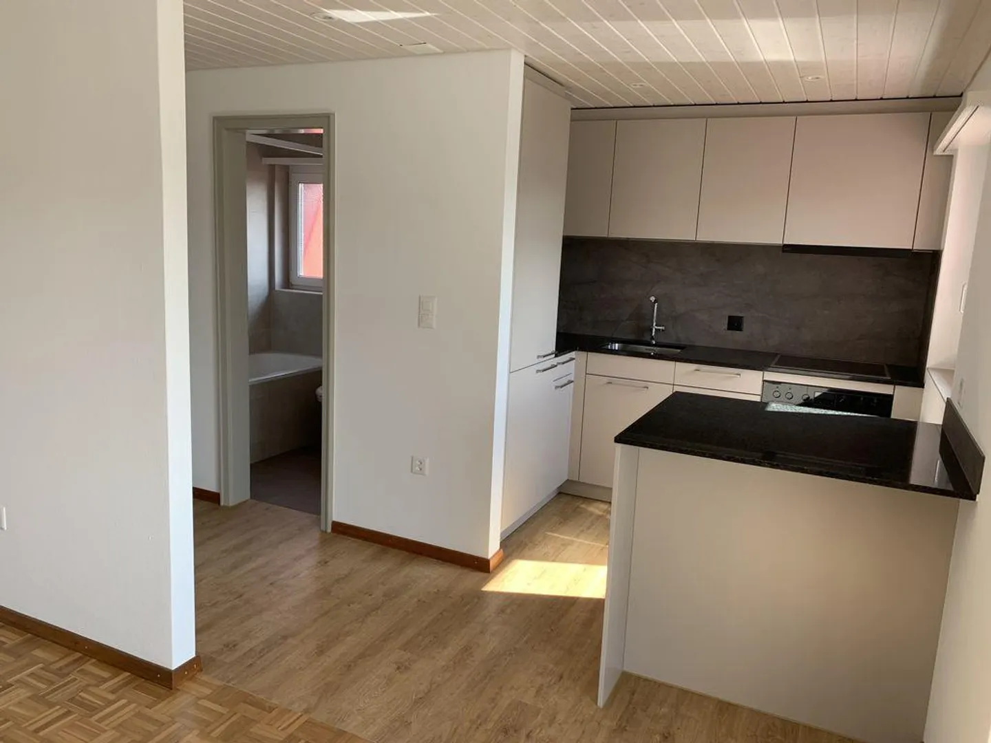 New resident wanted! - Photo 1 of 9