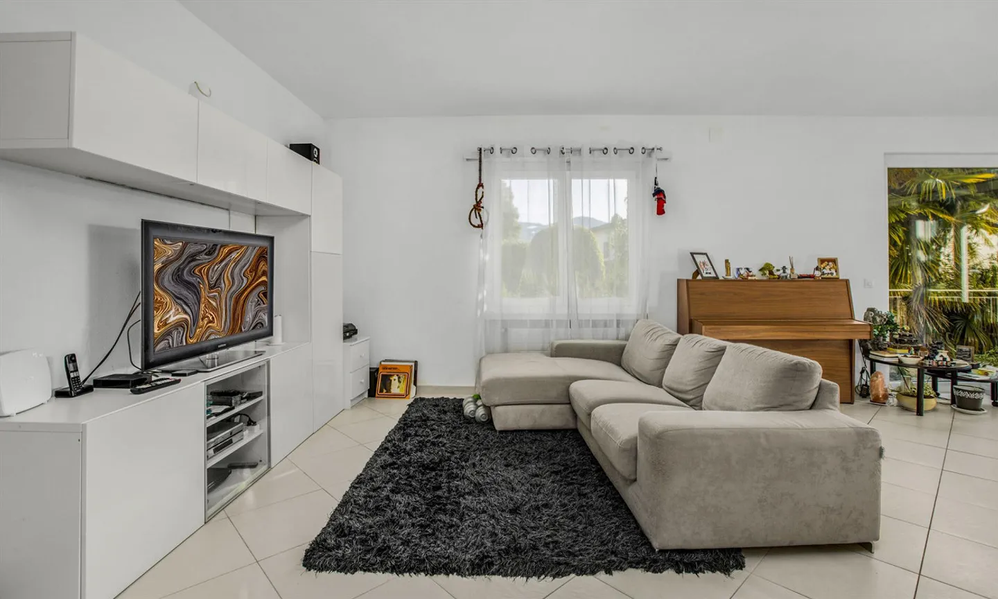 GRANDE CASA DI CAMPAGNA 6.5 CON GIARDINO A DUE PASSI DAL LAGO A CASLANO - Foto 3 di 13