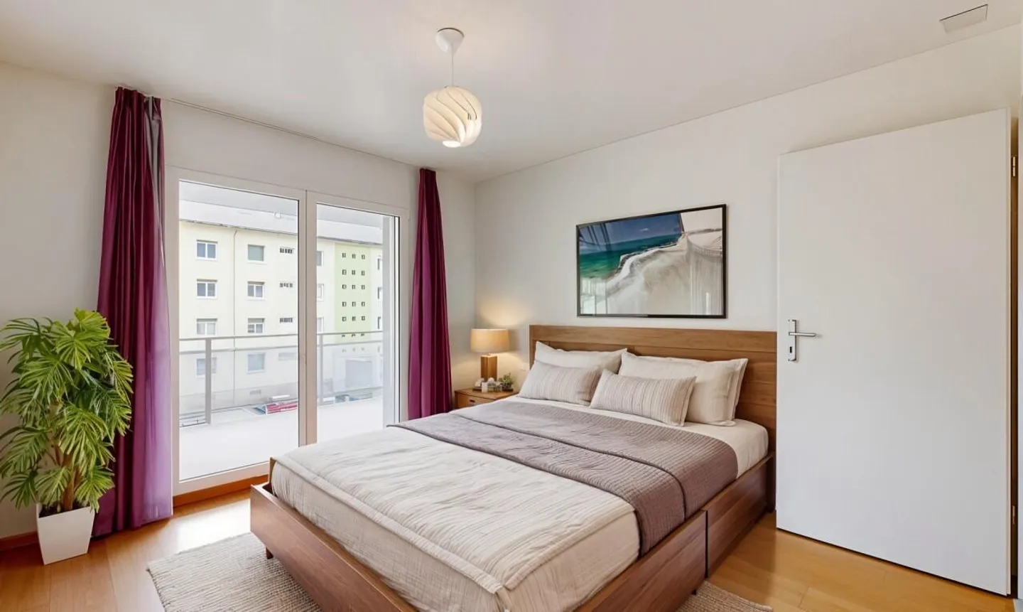 Modern Apartment with Mountain View - Photo 5 of 13