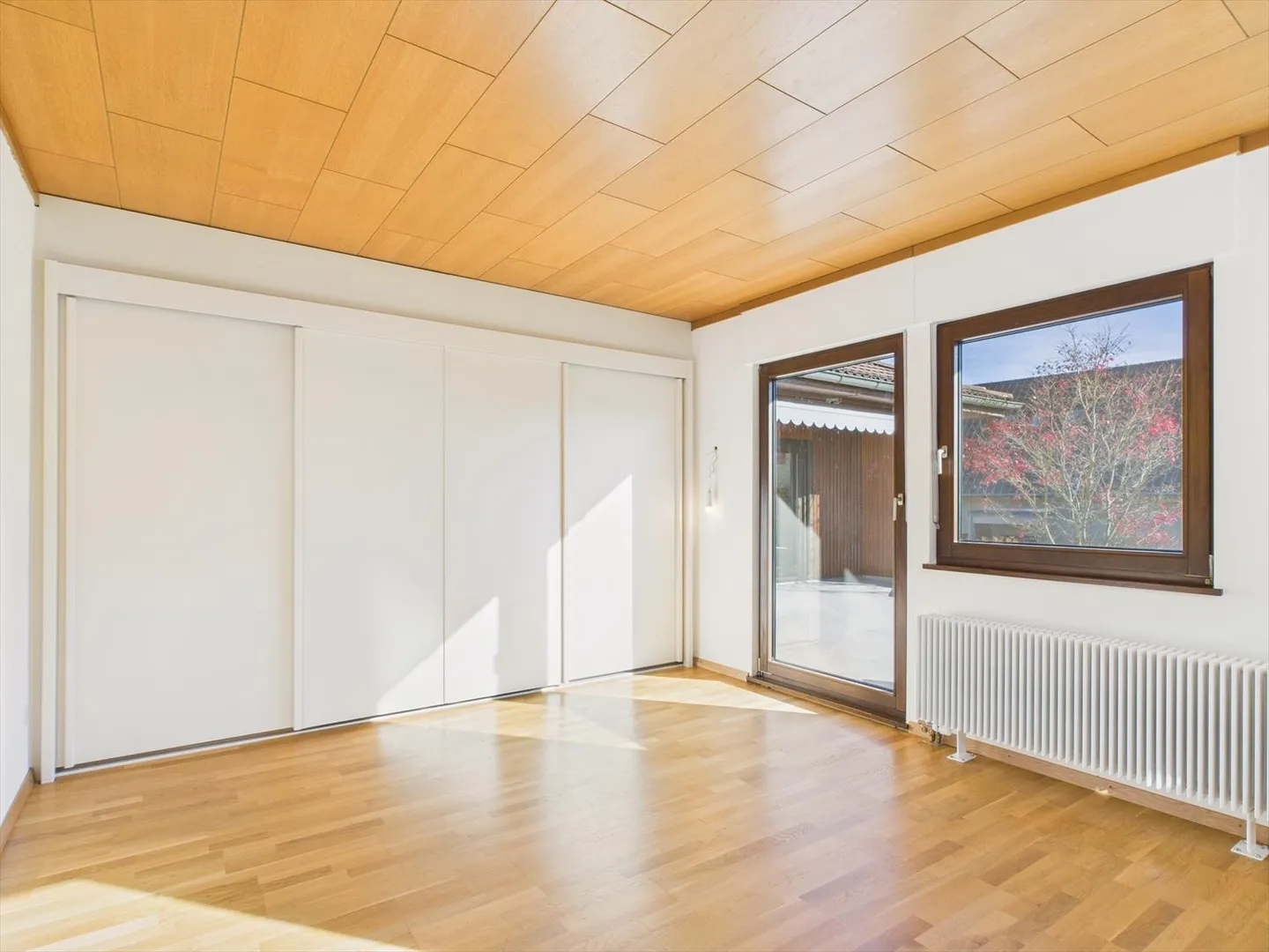 Incantevole casa unifamiliare di 3,5 stanze con giardino spazioso a Lupsingen - Foto 11 di 13