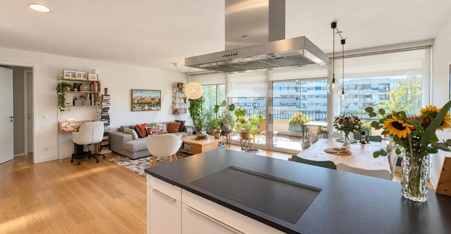 Elegant 5-room apartment in a prestigious residence - Photo 4 of 9
