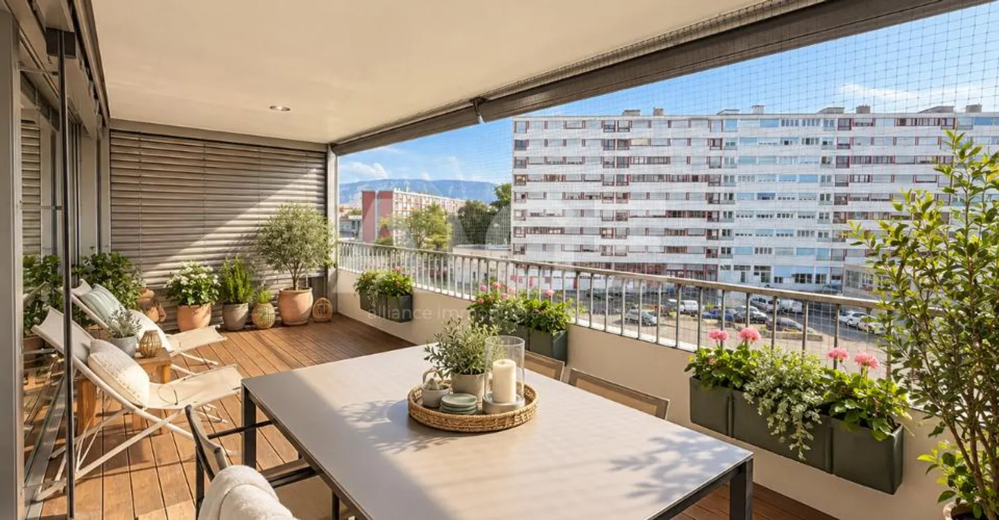 Elegant 5-room apartment in a prestigious residence - Photo 8 of 9