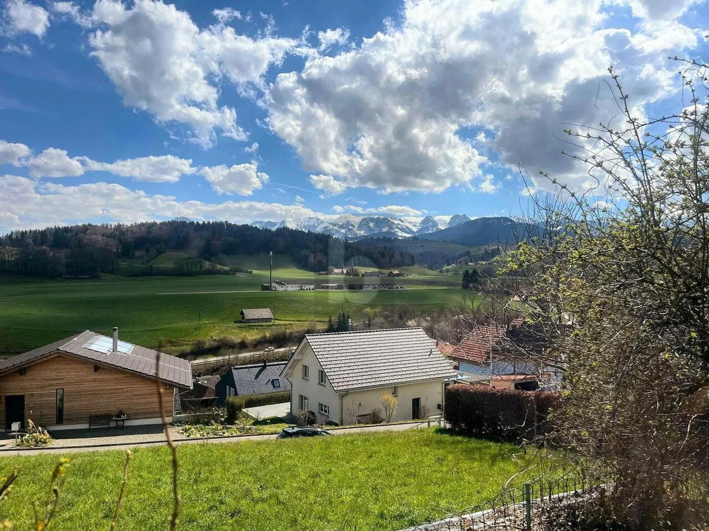 RUHIG, NATURUMGEBEN MIT WEITSICHT - Foto 3 di 5