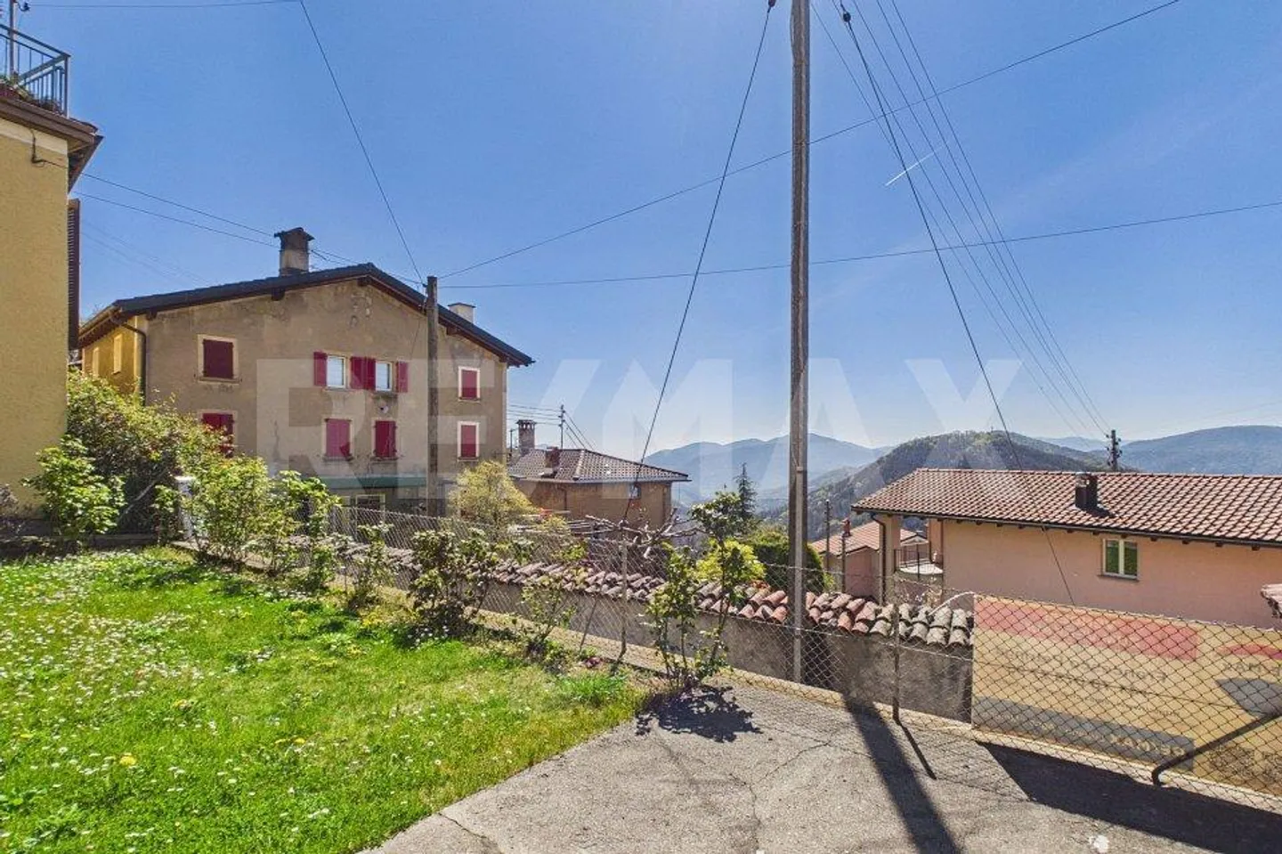 Renoviertes Tessiner Haus mit Garten und Erweiterungsmöglichkeit - Foto 4 von 13