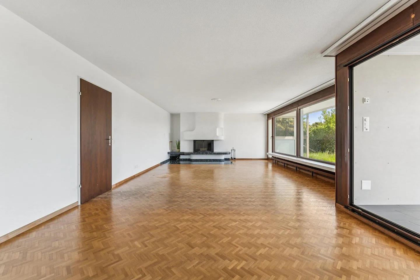 Maison individuelle de 5,5 pièces avec piscine et vue panoramique imprenable - Photo 5 sur 12