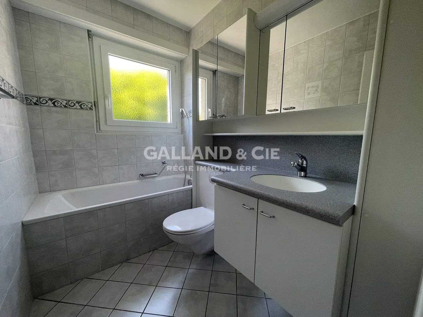 Studio confortable avec balcon - Photo 4 sur 7