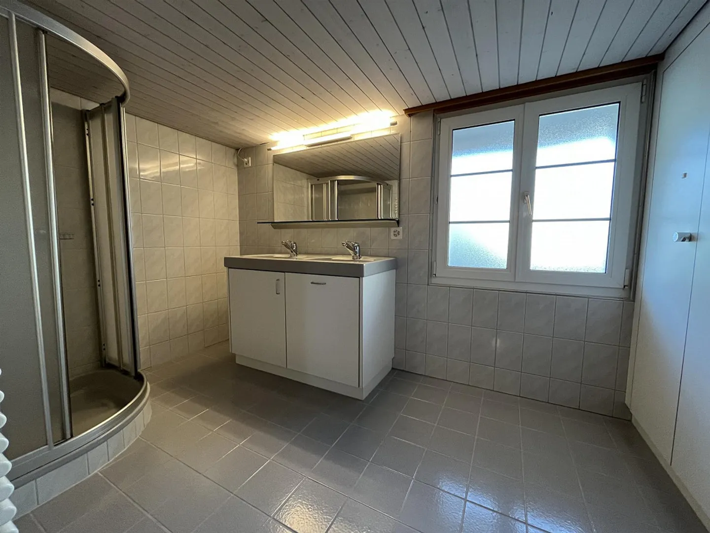 Grosszügige, heimelige 6,5 Zi Wohnung im Dorfkern von Trogen - Foto 9 von 15