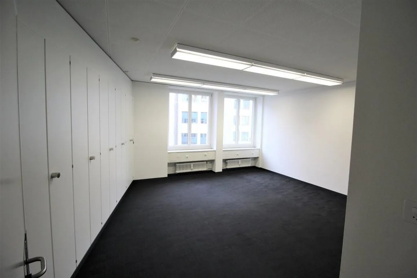 Single offices at Aeschenplatz. Quick and Easy. - Photo 2 of 7