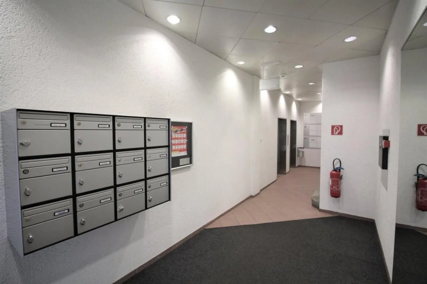 Single offices at Aeschenplatz. Quick and Easy. - Photo 3 of 7