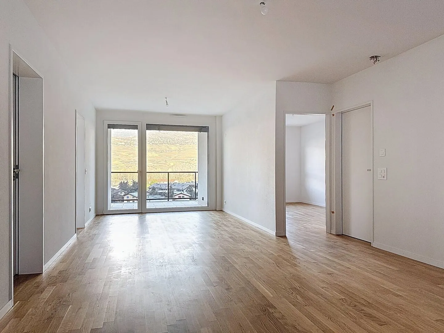 THE LAST 4.5 ROOM NEW APARTMENT FOR RENT IN BRAMOIS - Photo 4 of 13