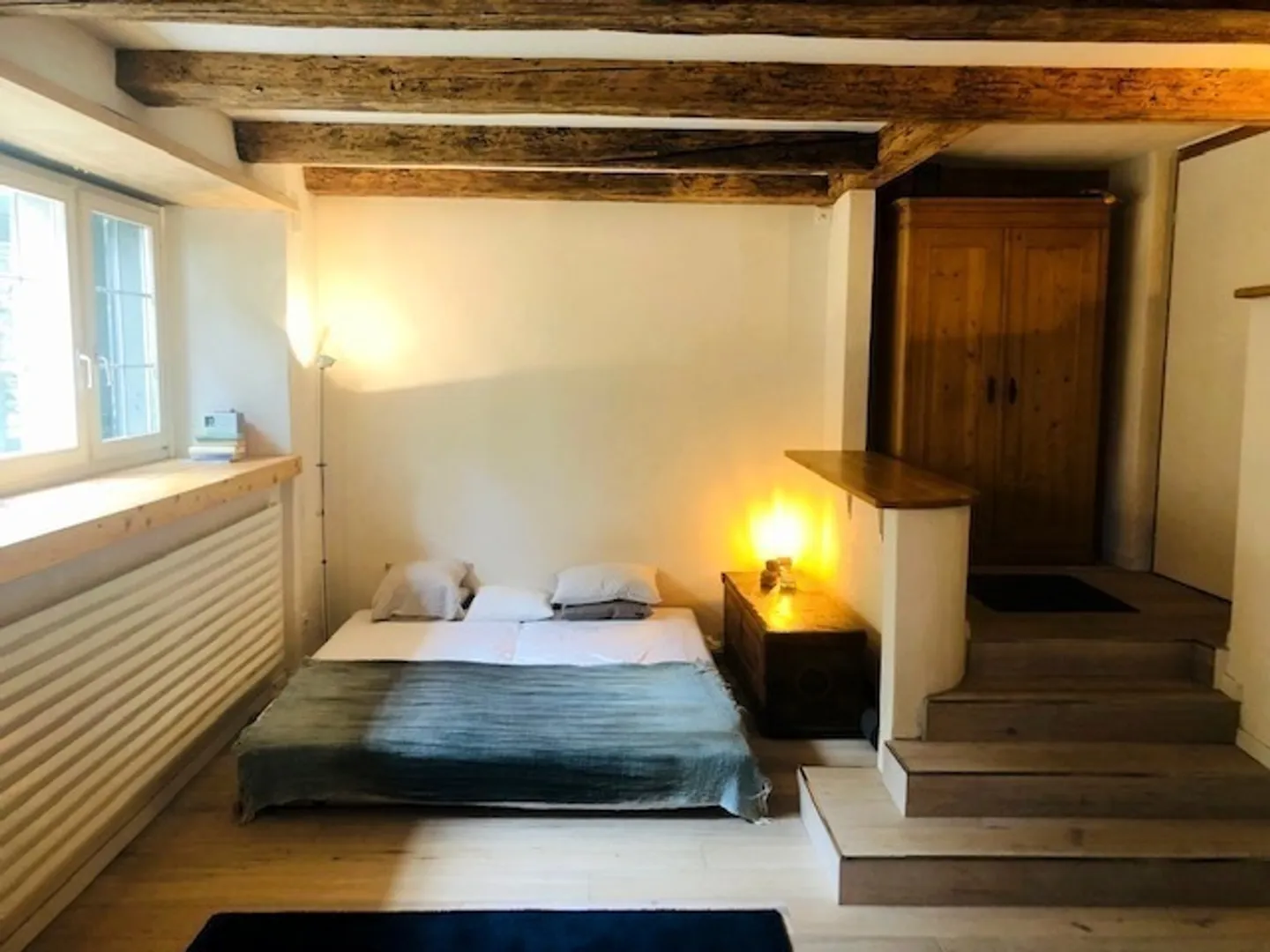 Charming Renovated Studio - Photo 2 of 9