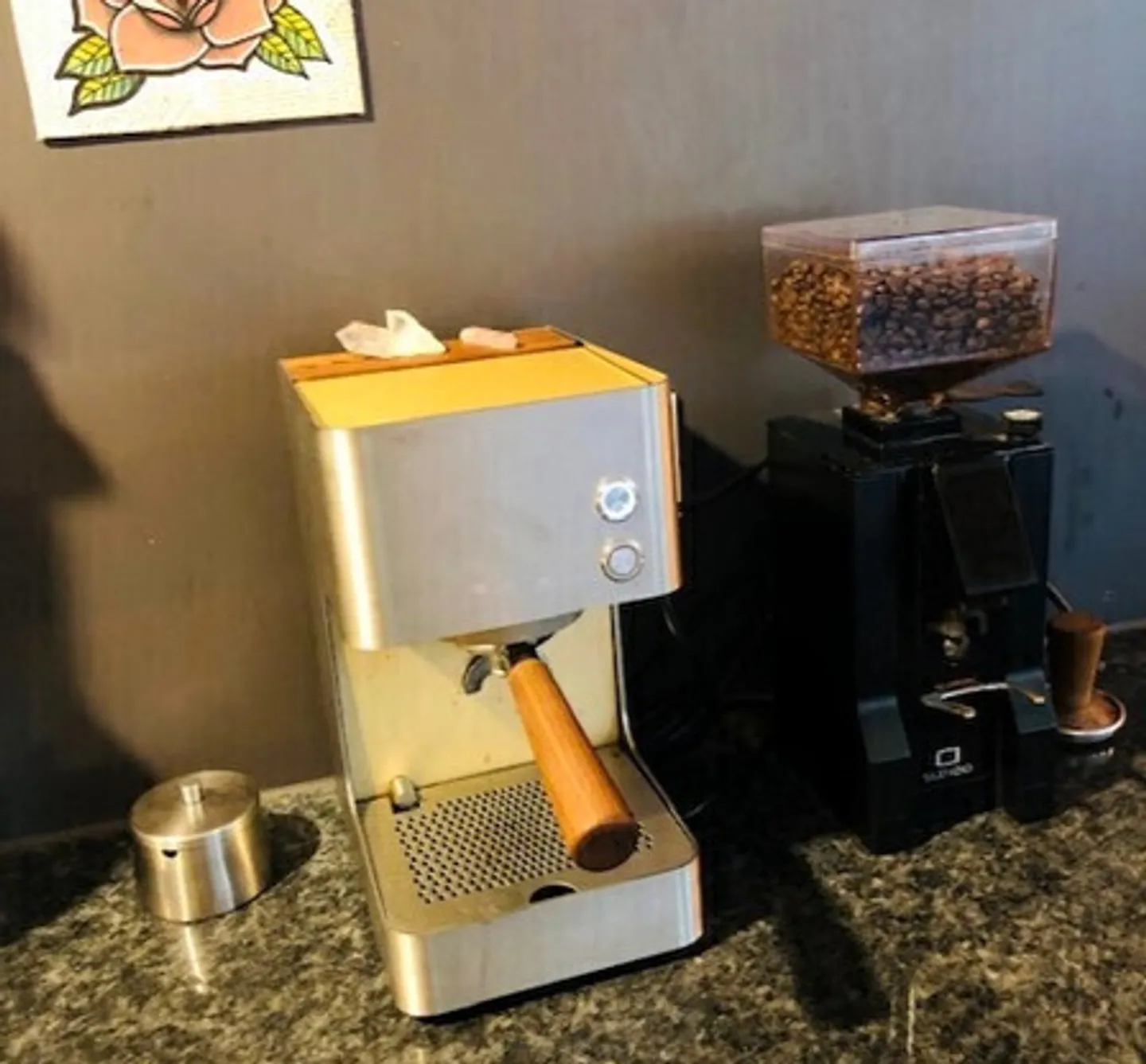 Charming Renovated Studio - Photo 8 of 9