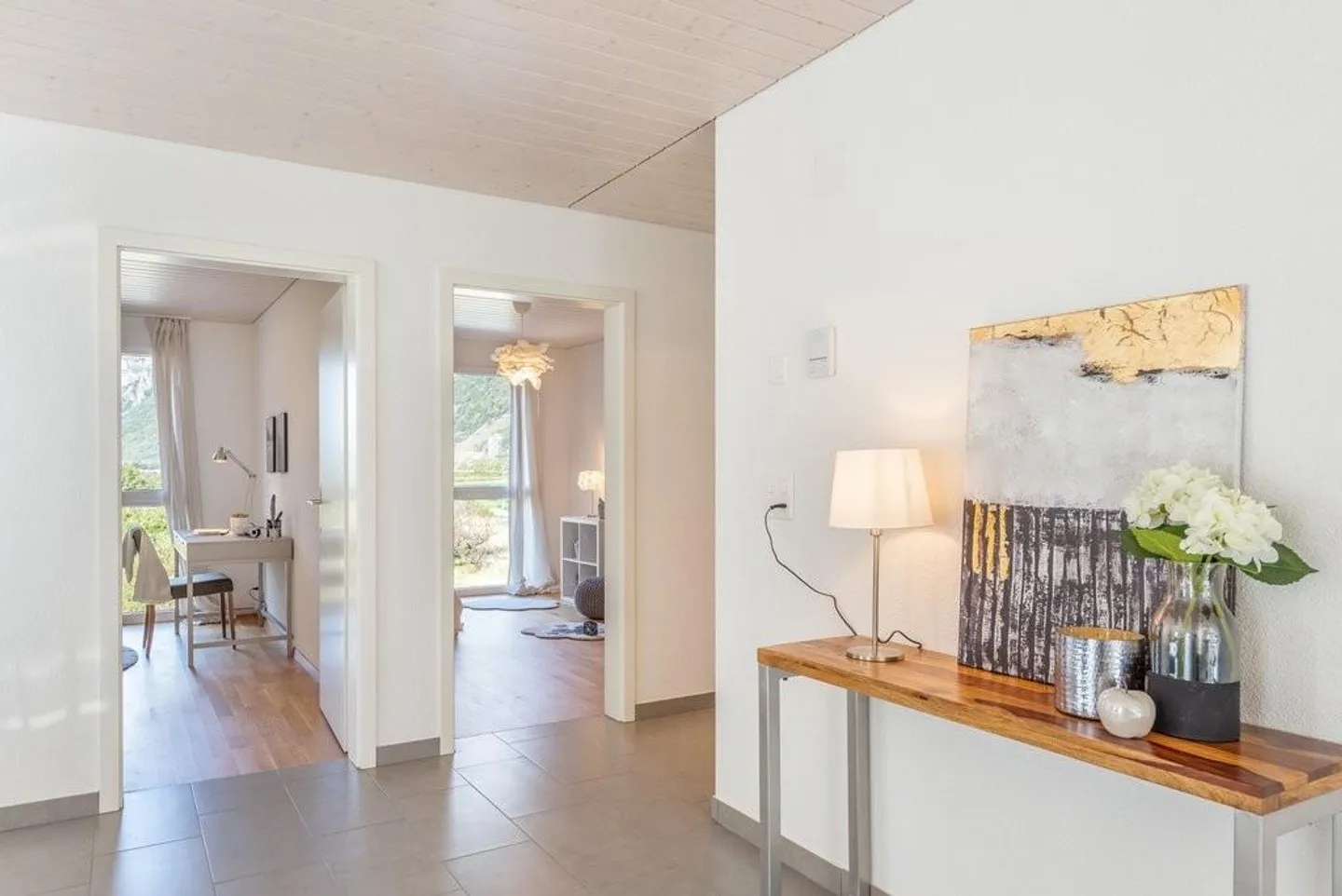 Appartement Moderne Près du Centre - Photo 3 sur 10