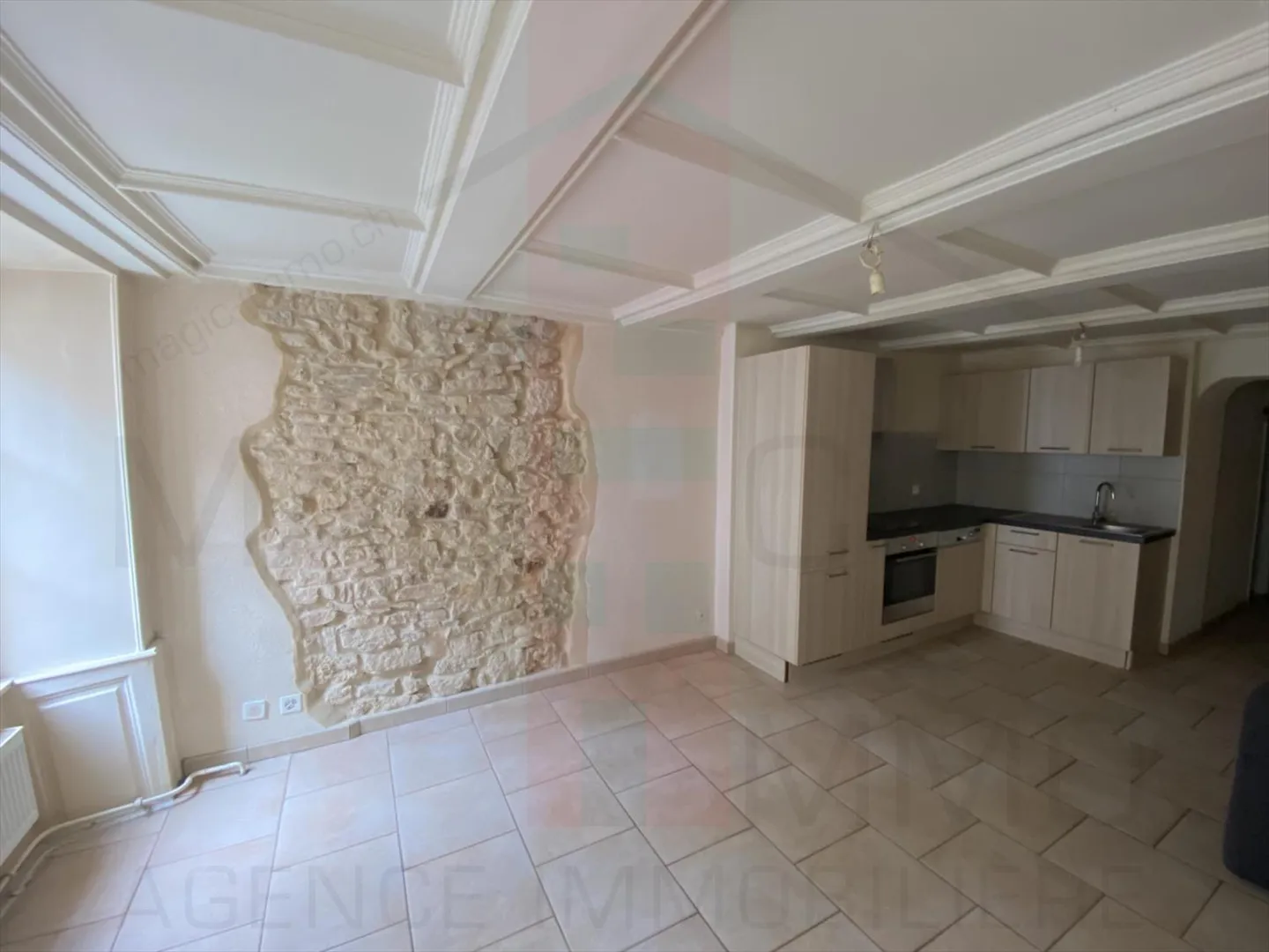 Mischgenutztes Gebäude kaufen - Foto 3 von 13