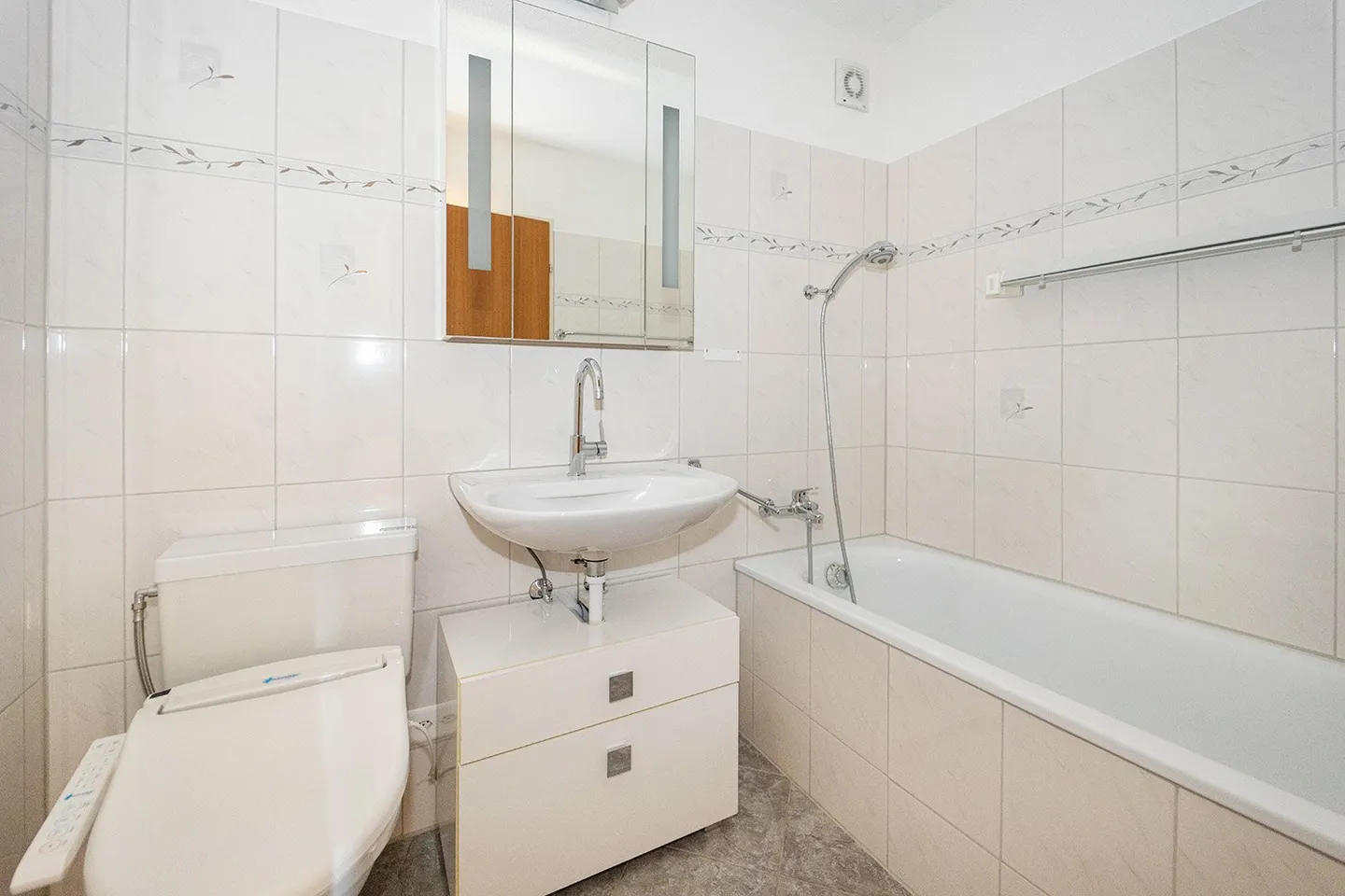 Condominium attrayant au dernier étage avec vue - Photo 14 sur 15