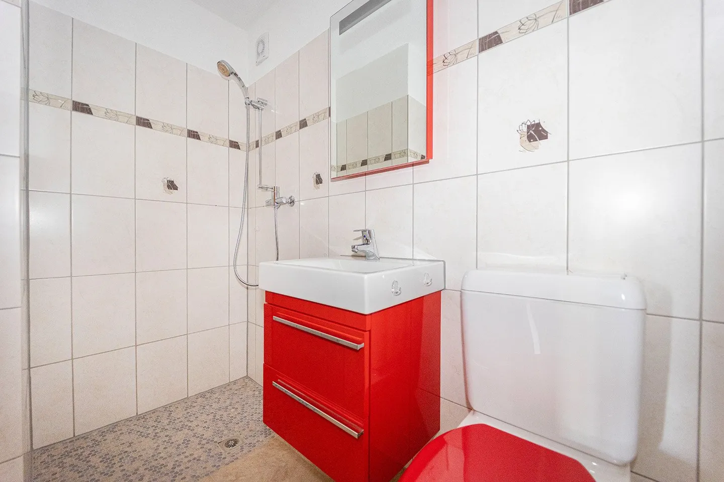 Condominium attrayant au dernier étage avec vue - Photo 6 sur 15