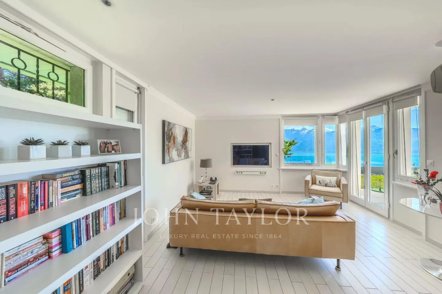 ESCLUSIVITÀ!! Villa spaziosa con vista panoramica spettacolare - Foto 12 di 13