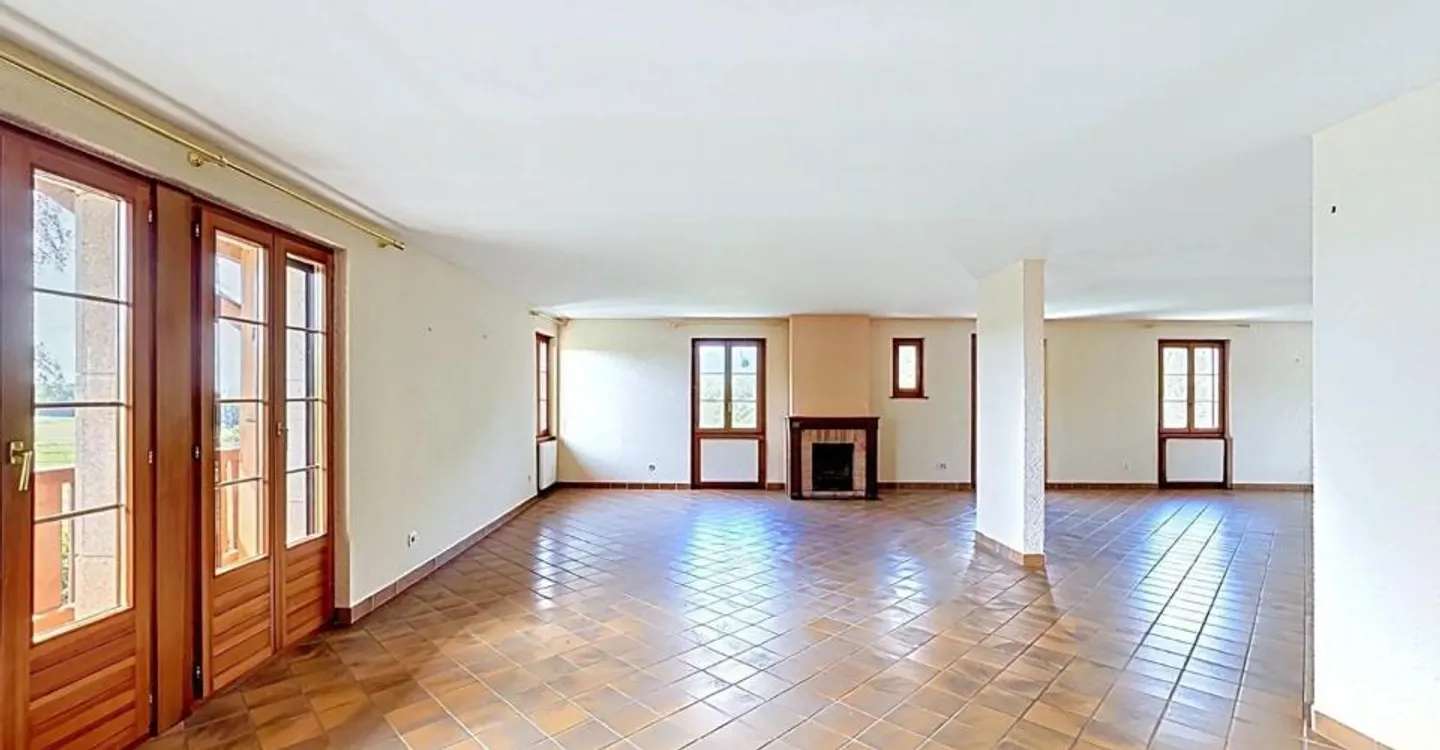 Apartment in La Rippe with unobstructed view - Photo 7 of 11